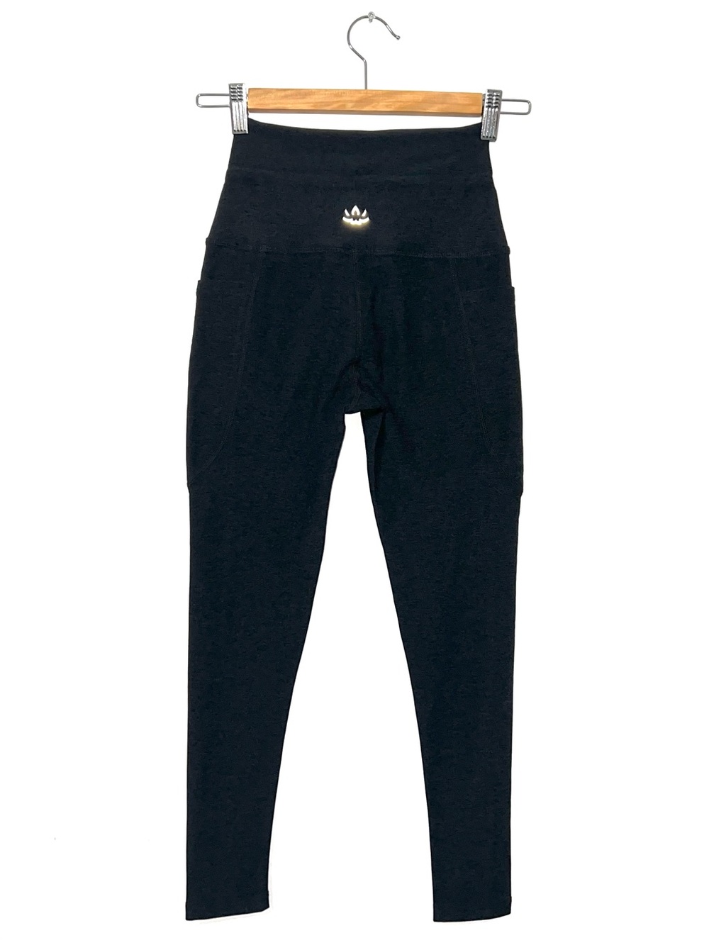 Beyond Yoga Spacedye Go Pocket Midi Leggings | Darkest Night | Size Small